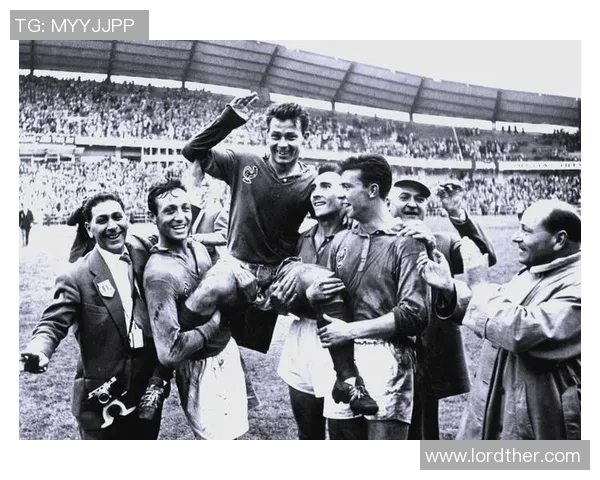 法国8号足球明星的辉煌历程与传奇瞬间回顾